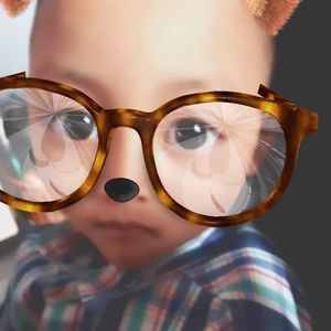 Meet your Posher, Moises